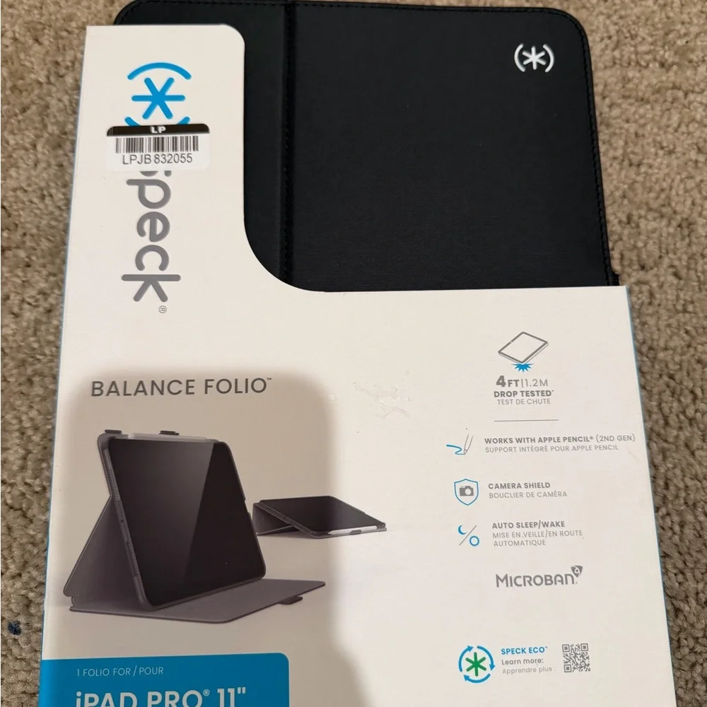 “New”Speck Balance Folio for iPad Pro 11